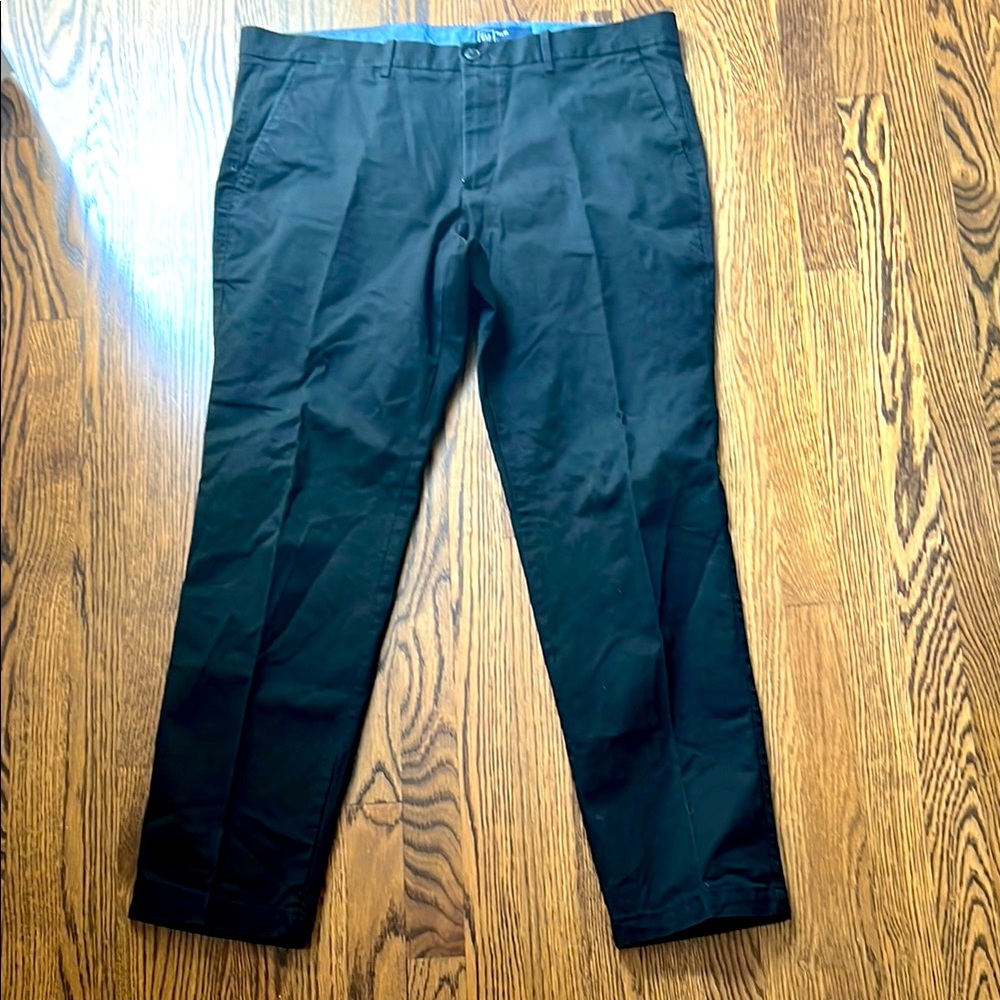 GAP Black Chino Style Pants. 38 x 30 Slim